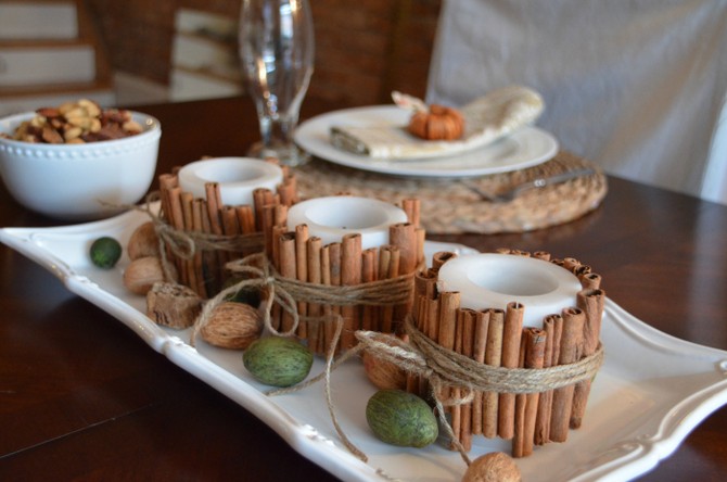 Candlesticks made of cinnamon sticks