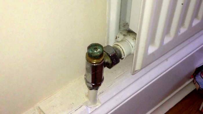 Thermostat for a heating radiator